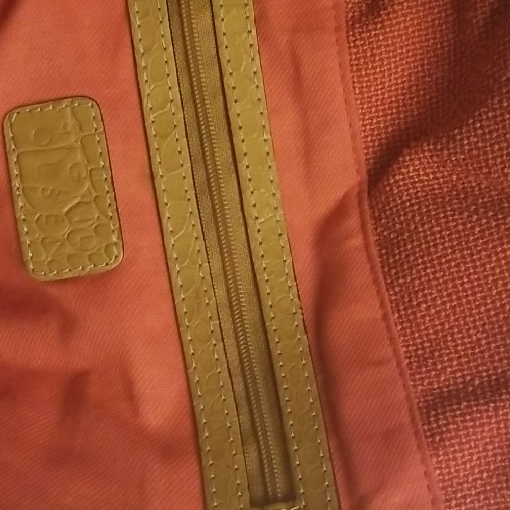 Purse - Picture 5 of 9